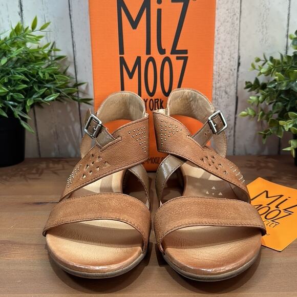 Miz Mooz Leather Cienna Wide Width Heeled Sandals Size 41W - Picture 5 of 10